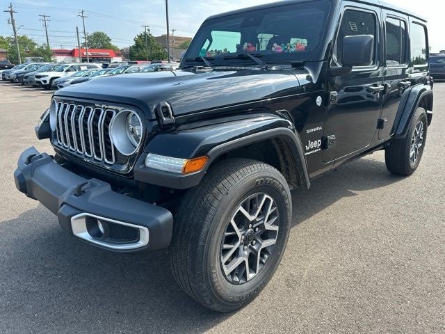 2024 Jeep Wrangler 4-Door Sahara 4x4