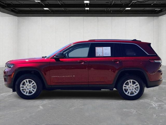 2023 Jeep Grand Cherokee Laredo 4x4