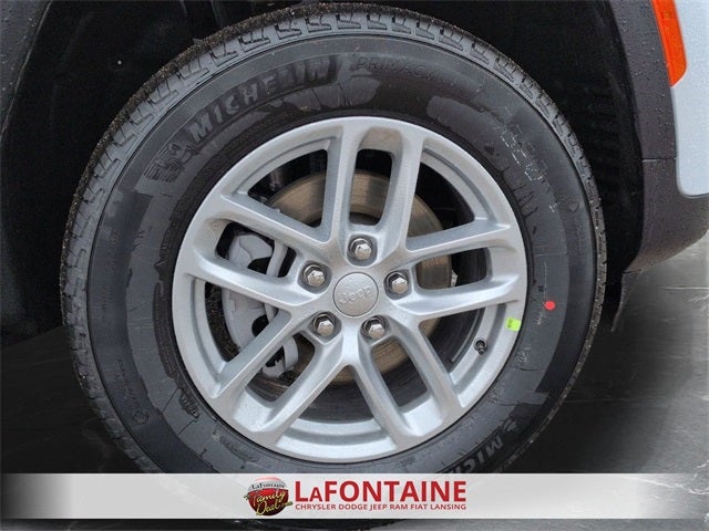 2026 Jeep Grand Cherokee GRAND CHEROKEE LAREDO X 4X4