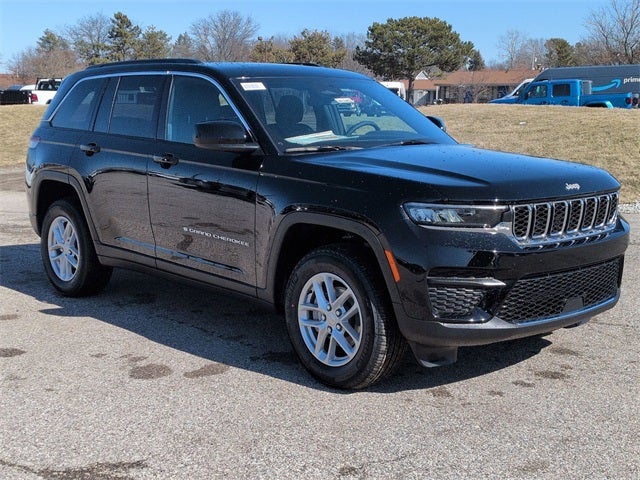 2026 Jeep Grand Cherokee GRAND CHEROKEE LAREDO X 4X4