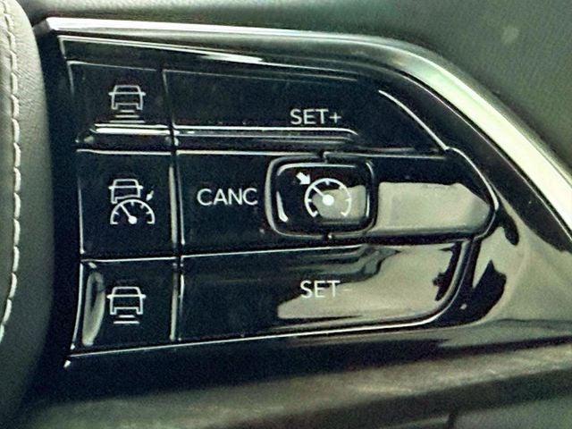 2023 Jeep Grand Cherokee Overland 4x4