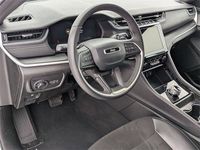 2024 Jeep Grand Cherokee L Altitude 4x4