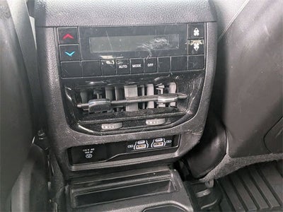 2023 Jeep Grand Cherokee L Laredo 4x4