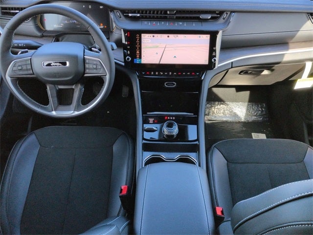 2026 Jeep Grand Cherokee L GRAND CHEROKEE L LAREDO ALTITUDE 4X4