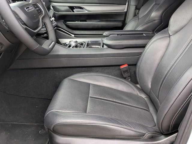 2025 Jeep Wagoneer L Series II 4x4