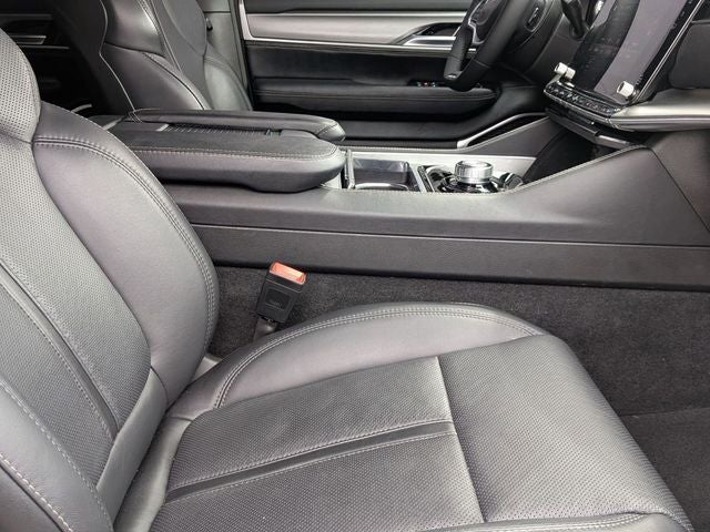 2025 Jeep Wagoneer L Series II 4x4