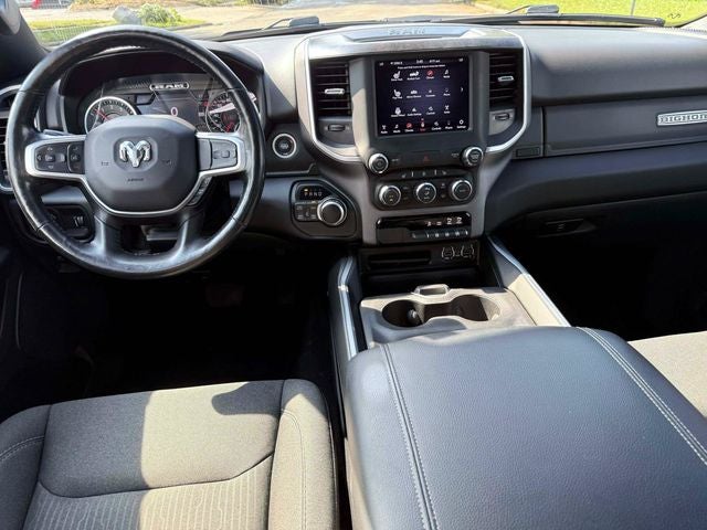 2020 RAM 1500 Big Horn Crew Cab 4x4 5'7' Box