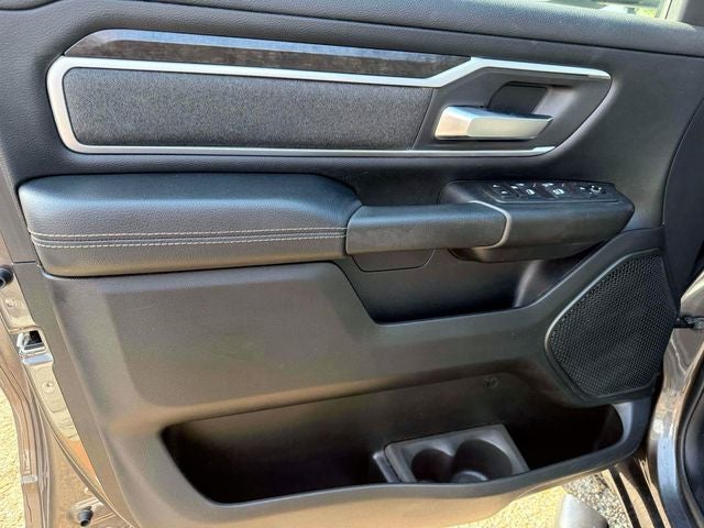 2020 RAM 1500 Big Horn Crew Cab 4x4 5'7' Box