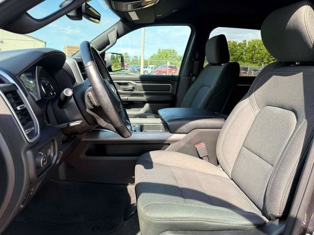 2020 RAM 1500 Big Horn Crew Cab 4x4 5'7' Box