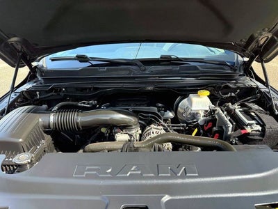 2020 RAM 1500 Big Horn Crew Cab 4x4 5'7' Box