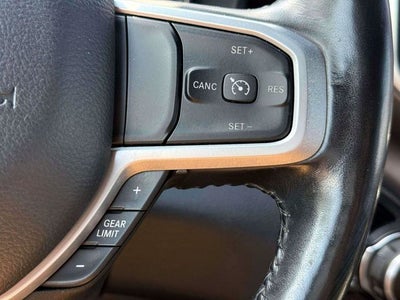 2020 RAM 1500 Big Horn Crew Cab 4x4 5'7' Box