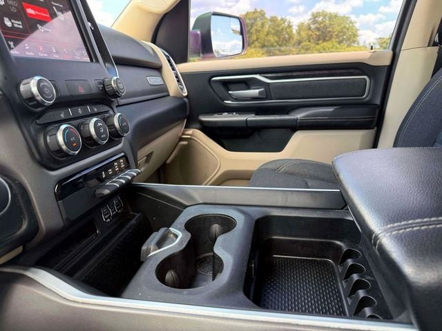 2020 RAM 1500 Big Horn Crew Cab 4x4 5'7' Box