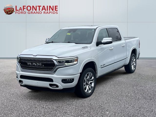 2023 RAM 1500 Limited 4x4 Crew Cab 5'7's photo