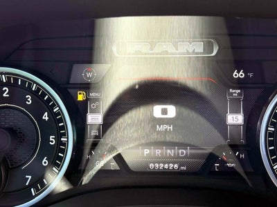 2024 RAM 1500 Laramie Crew Cab 4x4 5'7' Box
