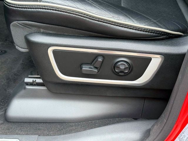2021 RAM 1500 Laramie Crew Cab 4x4 5'7' Box