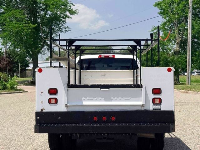 2016 Chevrolet Silverado 3500HD Chassis WT