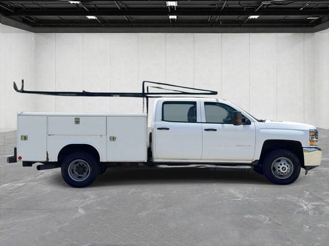 2016 Chevrolet Silverado 3500HD Chassis WT