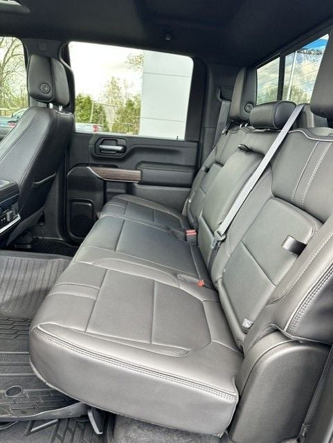 2022 Chevrolet Silverado 2500HD 4WD Crew Cab Standard Bed High Country