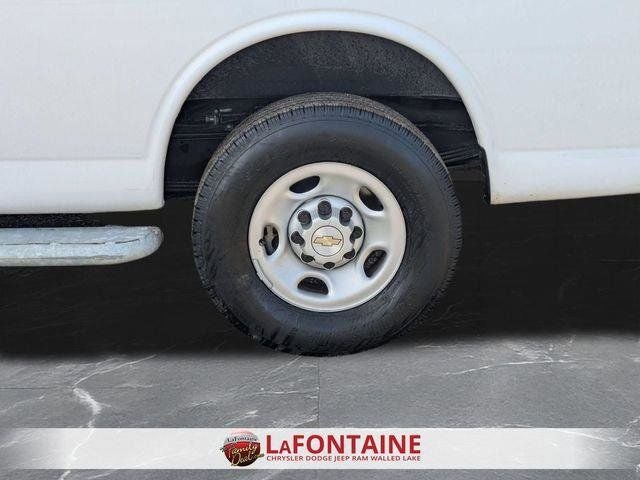 2024 Chevrolet Express Cargo RWD 2500 Regular Wheelbase WT