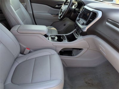 2023 GMC Acadia AWD SLT