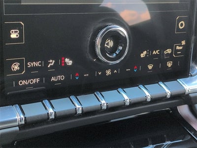 2025 GMC Yukon 4WD Denali