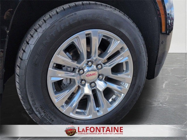 2025 GMC Yukon 4WD Denali