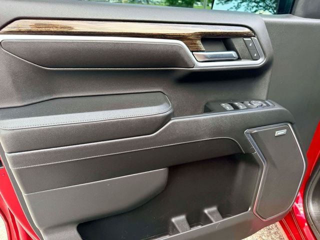 2023 GMC Sierra 1500 4WD Crew Cab Short Box Elevation with 3SB