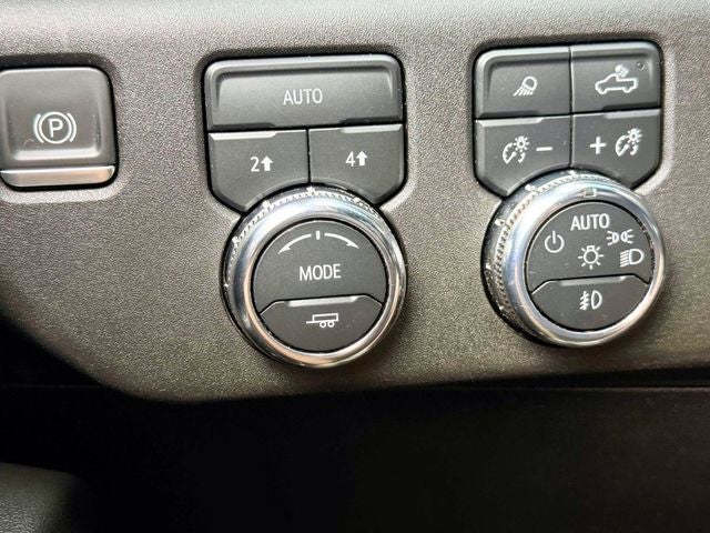 2023 GMC Sierra 1500 4WD Crew Cab Short Box Elevation with 3SB