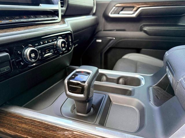 2023 GMC Sierra 1500 4WD Crew Cab Short Box Elevation with 3SB