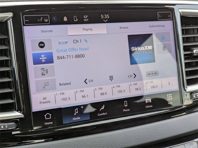 2024 Chrysler Pacifica Touring L