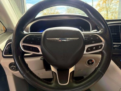 2019 Chrysler Pacifica Touring L Plus