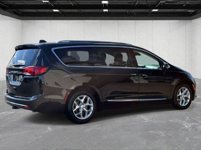 2019 Chrysler Pacifica Touring L Plus
