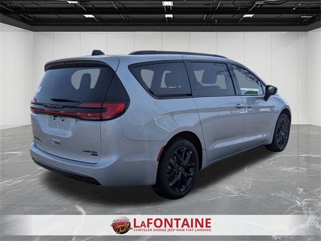 2026 Chrysler Pacifica PACIFICA SELECT AWD