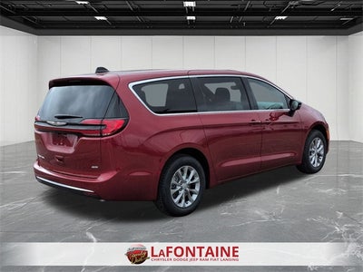 2026 Chrysler Pacifica PACIFICA SELECT AWD