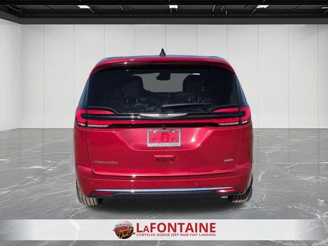 2026 Chrysler Pacifica PACIFICA SELECT AWD