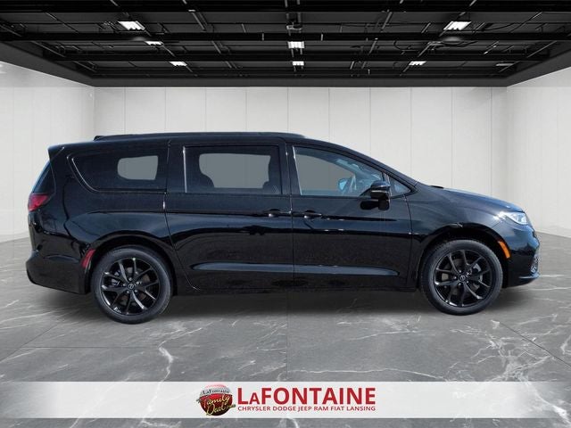 2026 Chrysler Pacifica PACIFICA LIMITED AWD