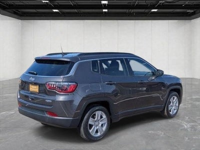 2022 Jeep Compass Latitude FWD