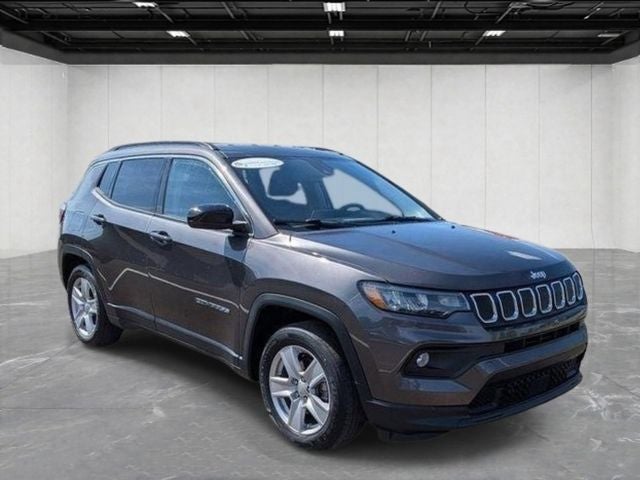 2022 Jeep Compass Latitude FWD