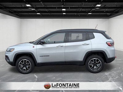 2025 Jeep Compass Trailhawk 4x4