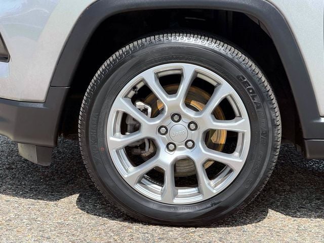 2024 Jeep Compass Latitude Lux FWD