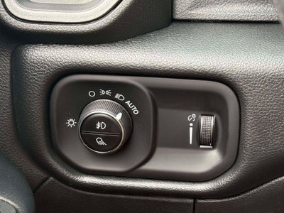 2027 RAM Ram 2500 RAM 2500 TRADESMAN REGULAR CAB 4X4 8' BOX
