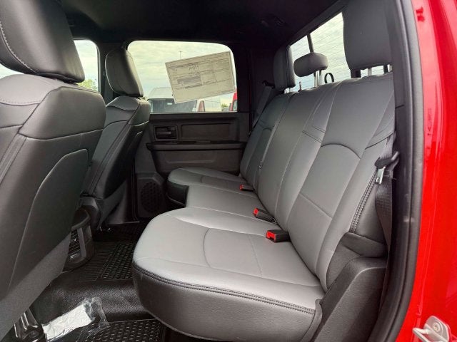 2027 RAM Ram 2500 RAM 2500 TRADESMAN CREW CAB 4X4 6'4' BOX