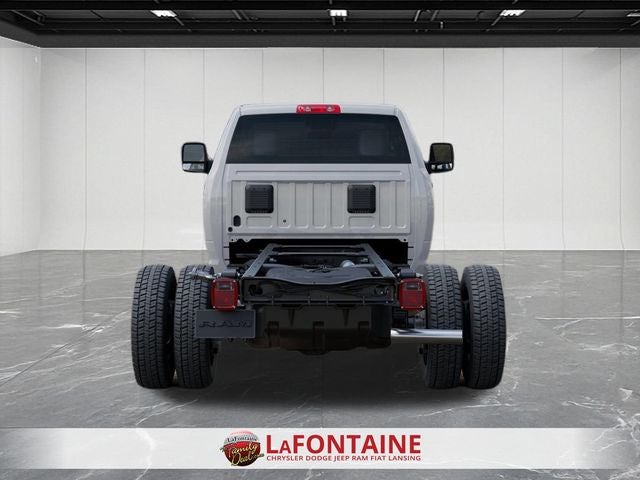 2026 RAM Ram 5500 Chassis Cab RAM 5500 TRADESMAN CHASSIS REGULAR CAB 4X4 84' CA
