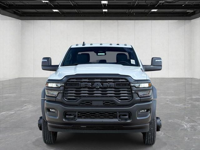 2026 RAM 5500 Chassis RAM 5500 TRADESMAN CHASSIS CREW CAB 4X4 84' CA