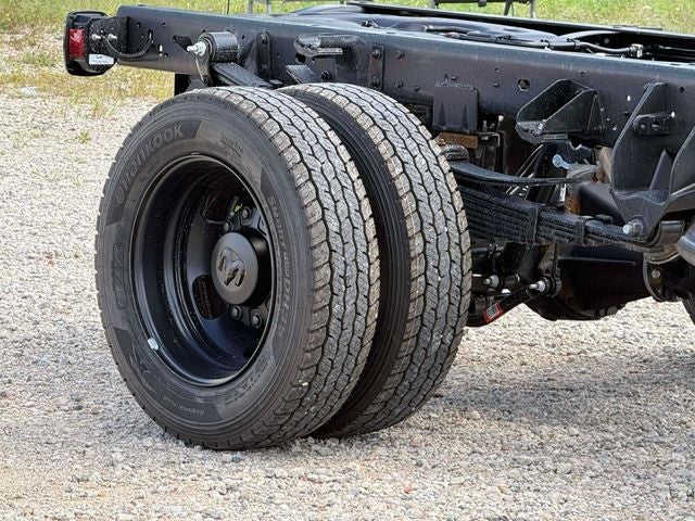 2026 RAM 5500 Chassis RAM 5500 TRADESMAN CHASSIS CREW CAB 4X4 84' CA