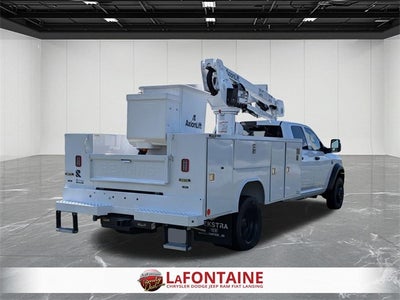 2025 RAM Ram 5500 Chassis Cab RAM 5500 TRADESMAN CHASSIS CREW CAB 4X4 84' CA