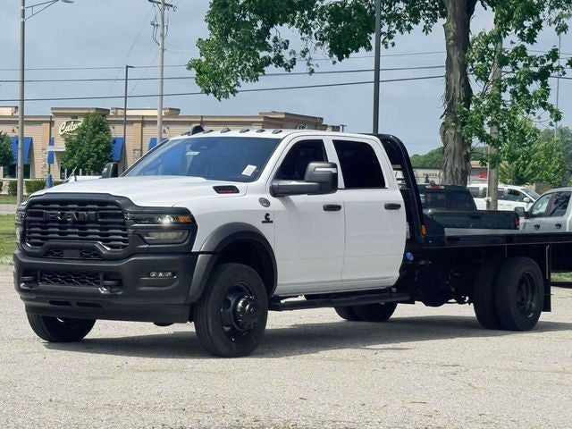 2026 RAM Ram 5500 Chassis Cab RAM 5500 TRADESMAN CHASSIS CREW CAB 4X4 84' CA