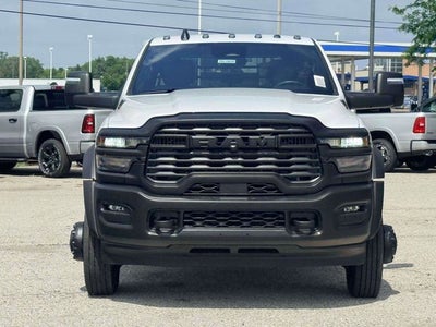 2026 RAM Ram 5500 Chassis Cab RAM 5500 TRADESMAN CHASSIS CREW CAB 4X4 84' CA