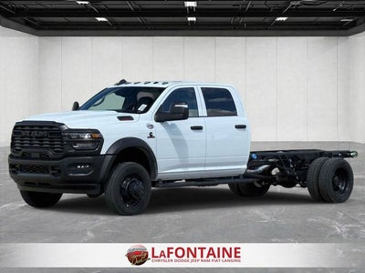 2026 RAM 5500 Chassis RAM 5500 TRADESMAN CHASSIS CREW CAB 4X4 84' CA