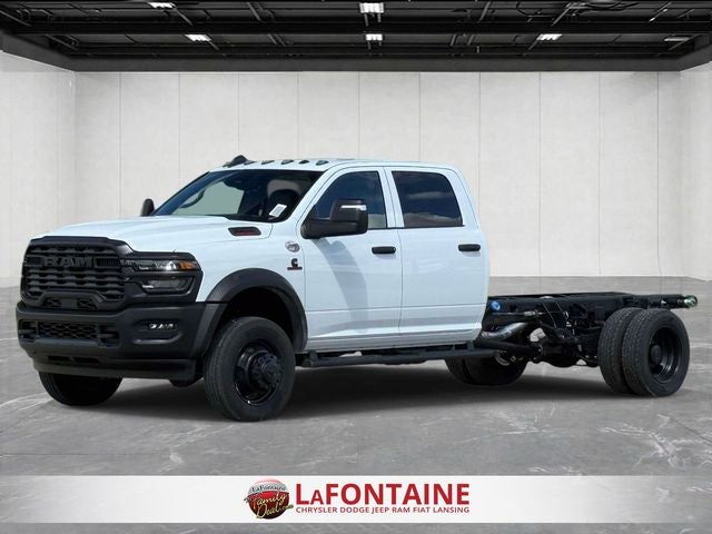 2026 RAM 5500 Chassis RAM 5500 TRADESMAN CHASSIS CREW CAB 4X4 84' CA